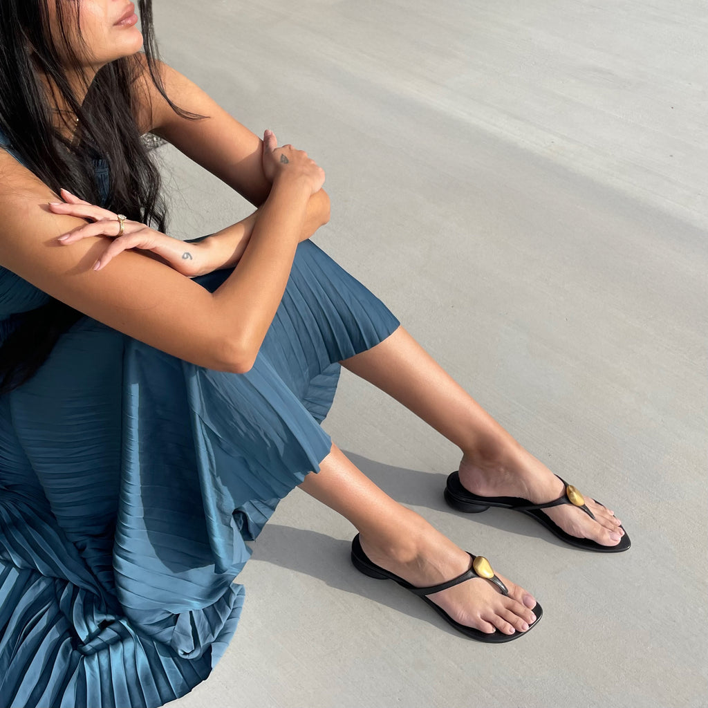 PEBBLE SANDAL - NEIL J. RODGERS