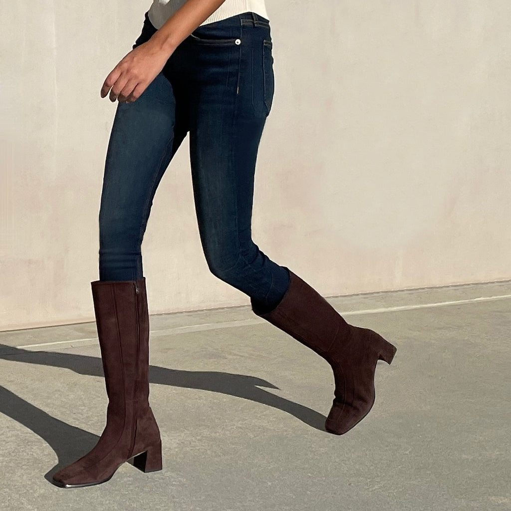 LAURA FITTED KNEE BOOT - NEIL J. RODGERS